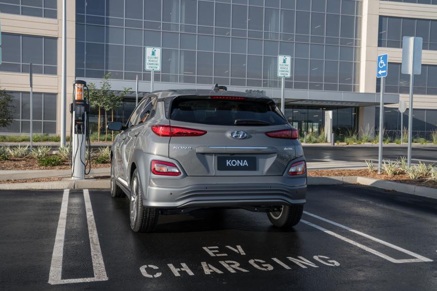  Hyundai Kona Electric (OS) 2018 года  (NA) (фото 39 из 55)
